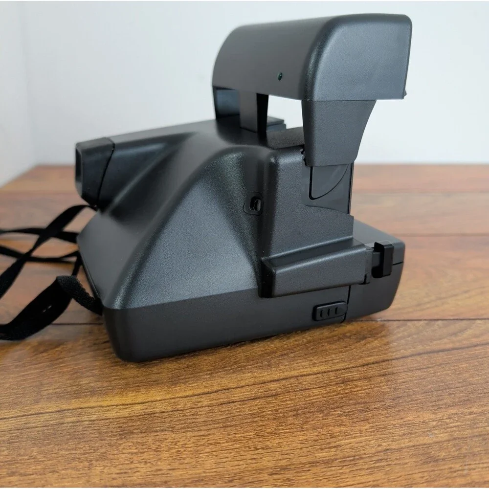 Polaroid One Step Close Up 600 Film Instant Camera Vintage Black W/ Box & Strap